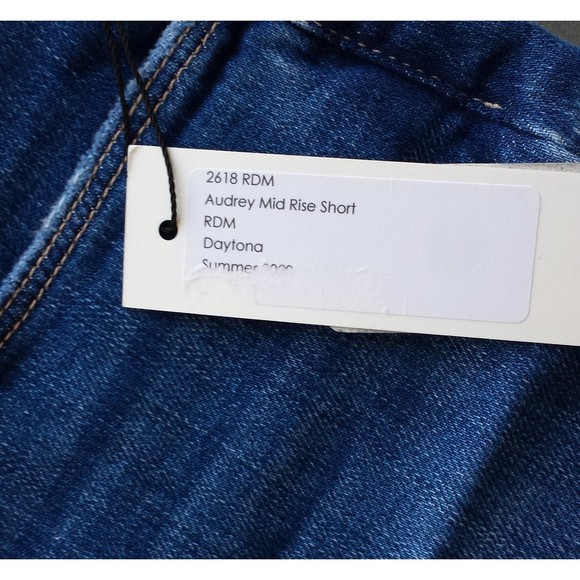 L’agence Audrey Midrise Denim Cutoff Shorts Daytona Medium Wash New Raw Hem Blue - Picture 5 of 9